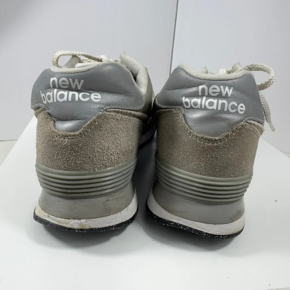 New Balance Classic 574 Grey Men's Size 10.5 Suede Low Top Sneakers ML574EVG